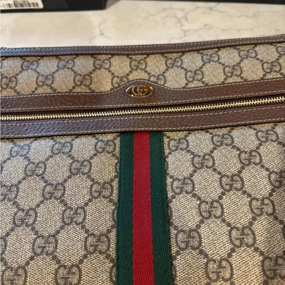 Gucci Beige GG Clutch with Red and Green Stripe